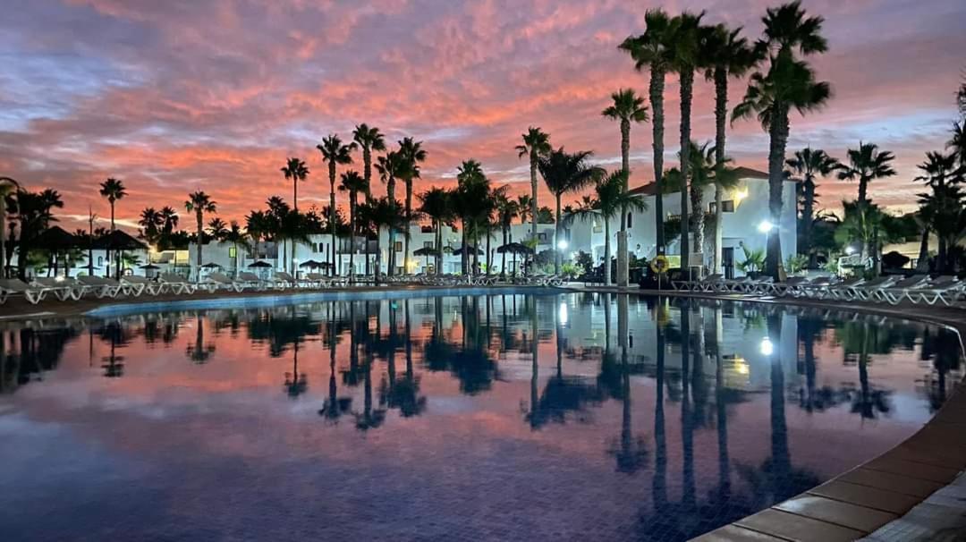Casa Del Mar Air-Conditioned Apartment With Swimming Pools - Corralejo Playa Exterior photo